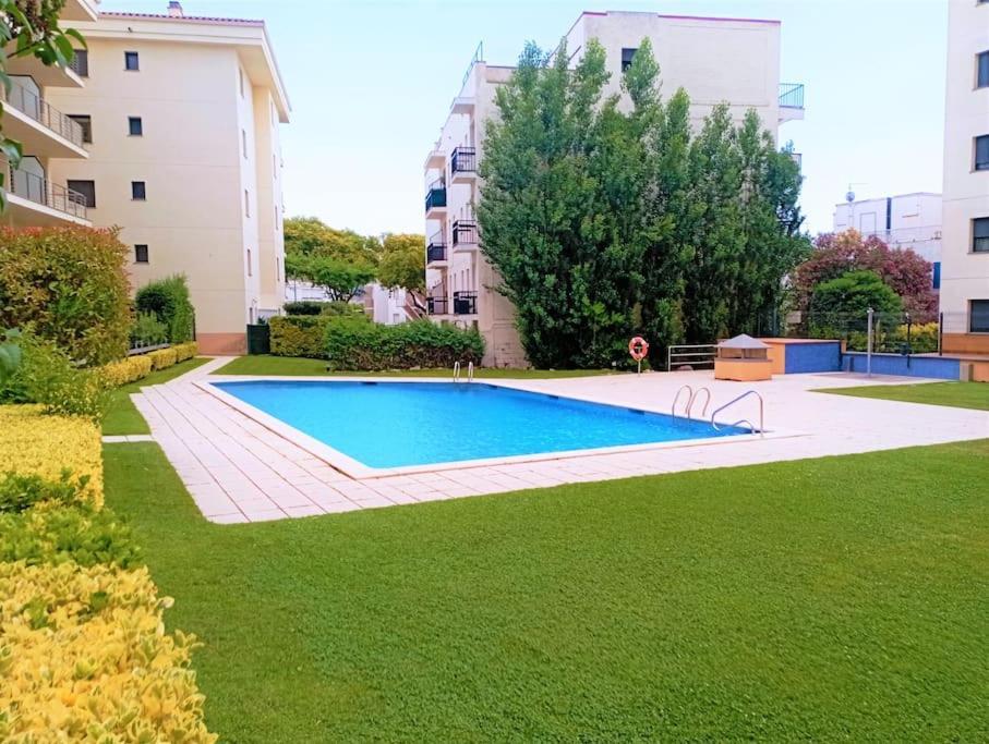 Apartamento En Primera Linea De Mar روساس المظهر الخارجي الصورة