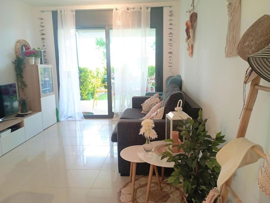 Apartamento En Primera Linea De Mar روساس المظهر الخارجي الصورة